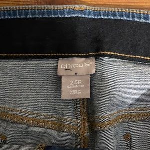 Chicos Secret Stretch Leggings